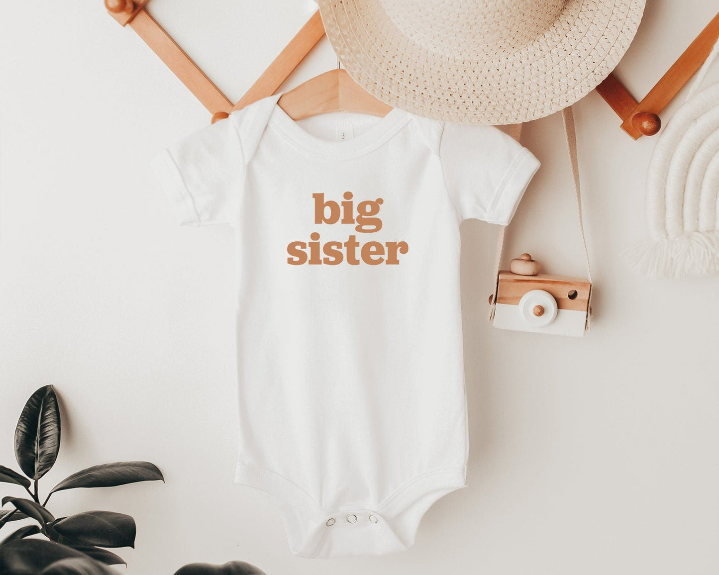 Big Sister Baby Onesie®, Big Sister Shirt, Big Sister Announcement Shirt, Big Sister Little Sister, Pregnancy Announcement Tee, 70s retro