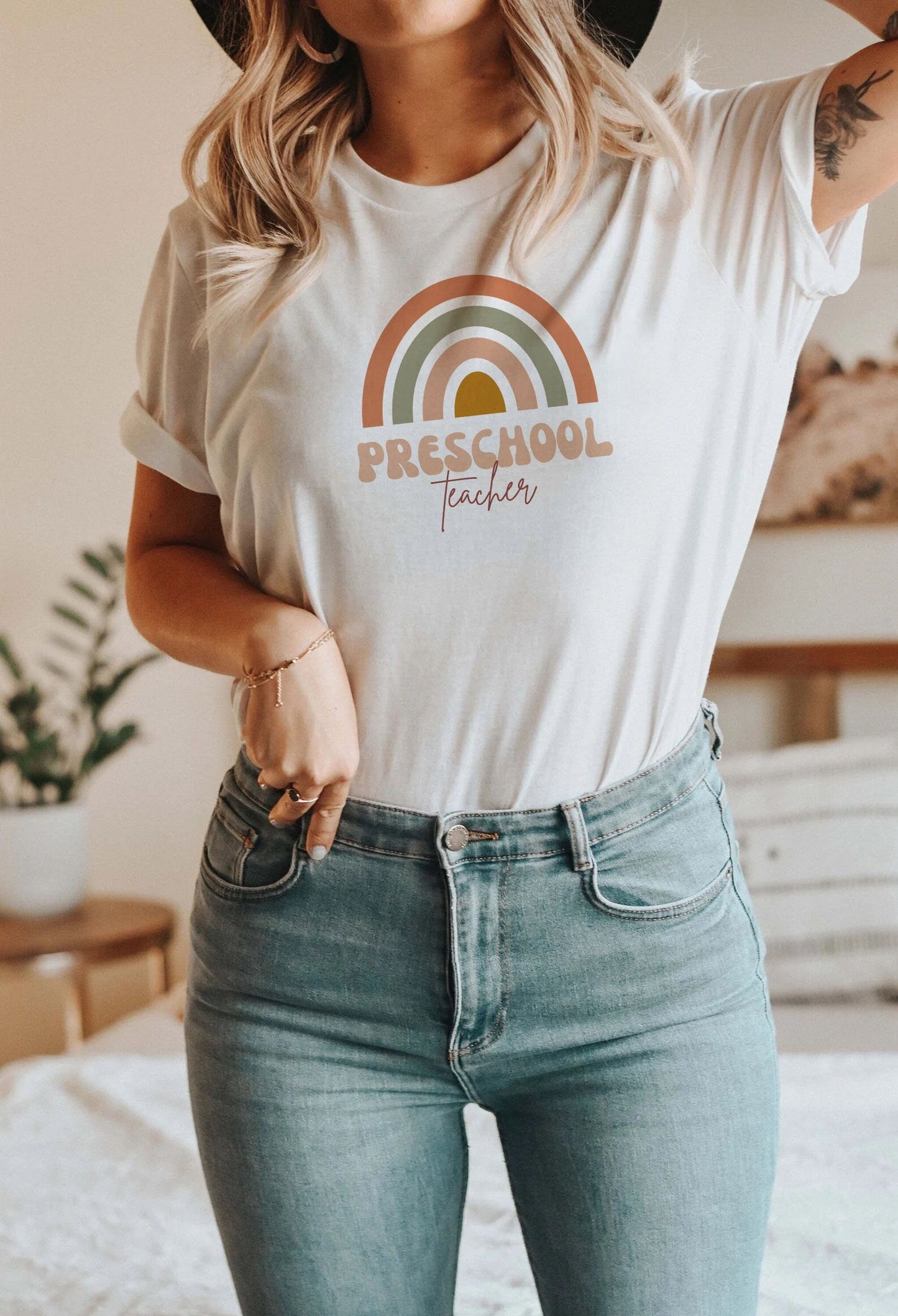 Preschool Teacher Shirt, Retro Preschool T-shirts, Teacher Team Shirts, Teacher Squad Preschool Crew Shirts Groovy New Teacher Gift