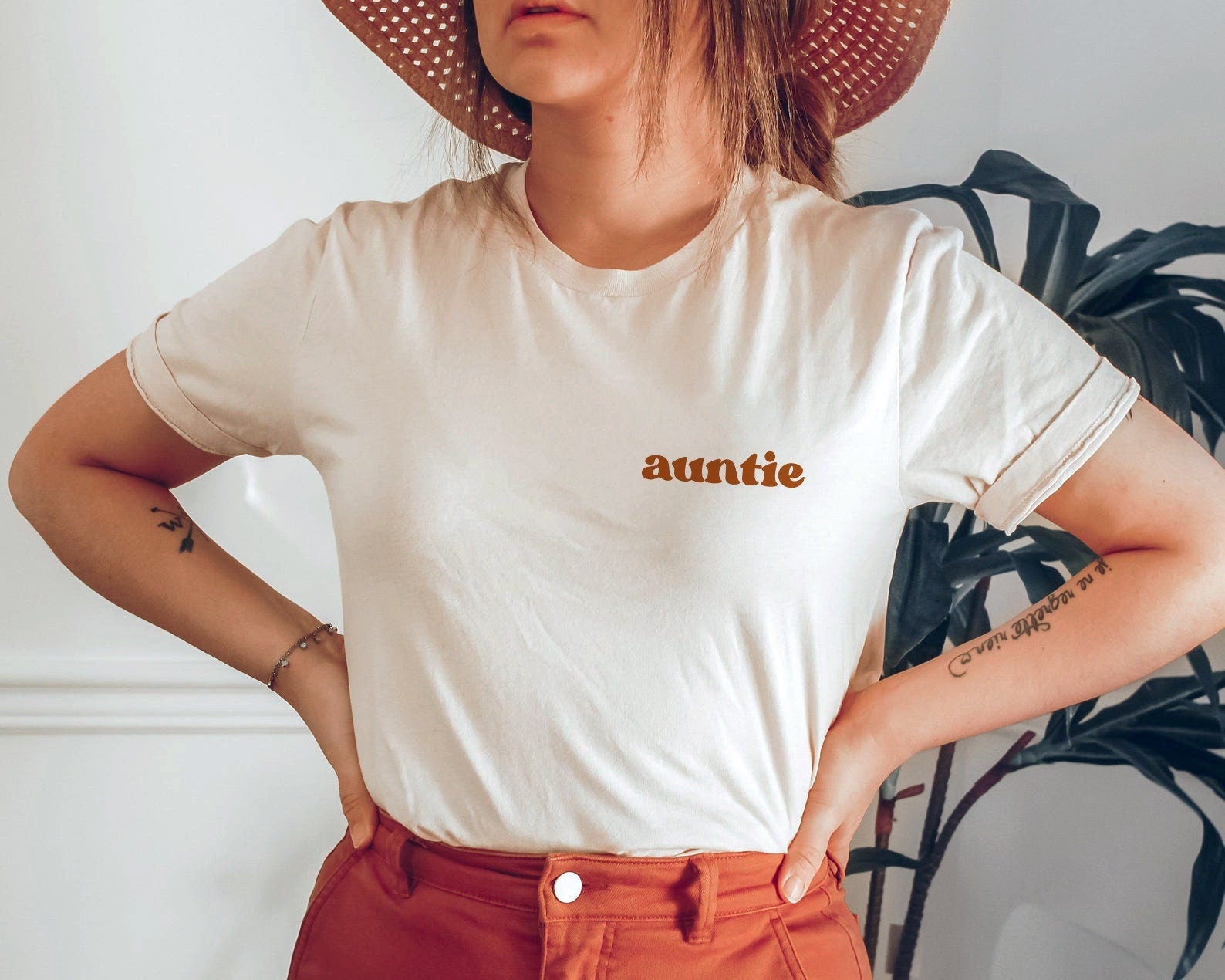 Auntie Shirt, Shirt For Aunt, Aunt TShirt, Auntie Gift Niece Nephew Retro Announcement Shirt, Retro Aunt T Shirt, Pregnancy Reveal to Aunt